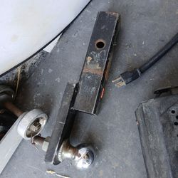 Tow Hitch Standard