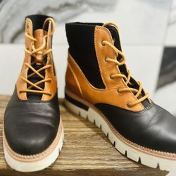 Súper Cool CAT Brown Black Leather Knockout Everyday Lace Boots 7