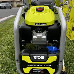 RYOBI /HONDA PRESSURE WASHER 3300 PSI 2.5 GPM Cold Water Gas Pressure Washer with Honda GCV200 Engine