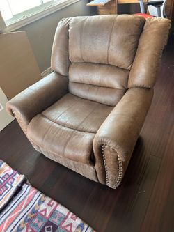 Reclining sofa chair