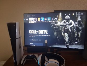 Ps5 digital 1tb & monitor!