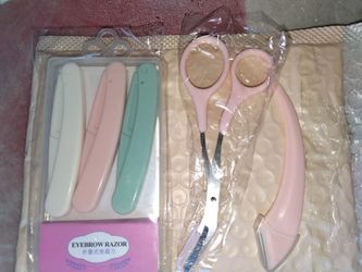 Eyebrow Razor and Scissors Set
