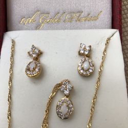 Gold  Coast 14K Gold Plated  Opal Rhinestone Earrings  Necklace  Set