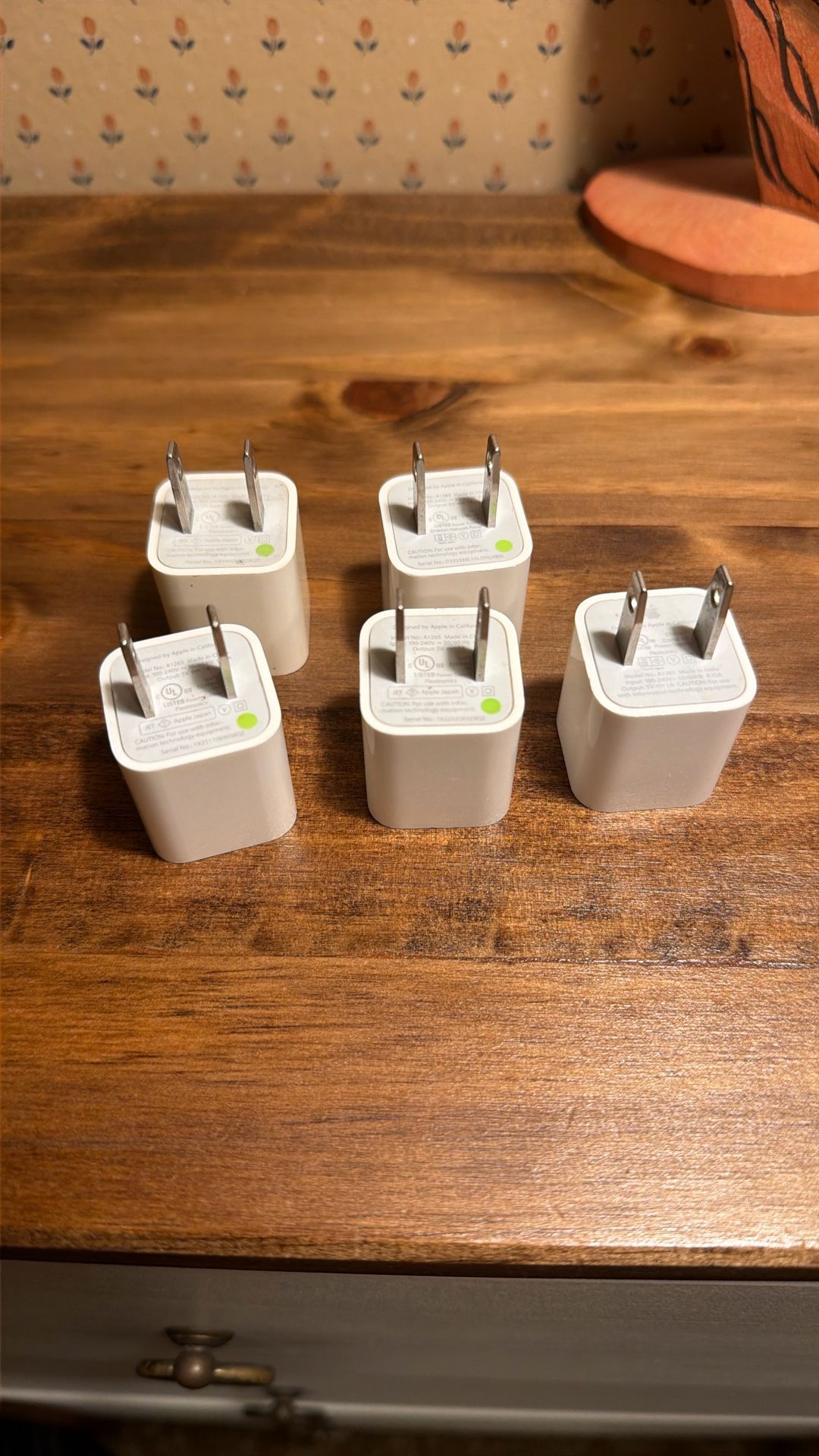 Apple 5W USB Power Adapter