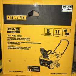 DEWALT 21" 208cc Gas Single-Stage Snow Blower - Brand New in Box (DW31PM2V6HA38)