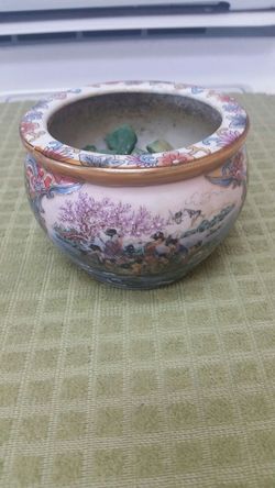 Small Decorative planter.