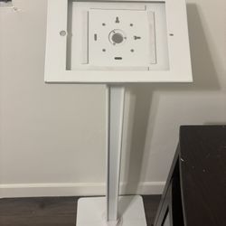 Ipad stand 