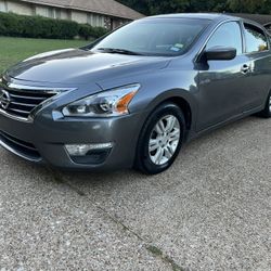 2015 Nissan Altima Sv