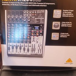 Behringer Xenyx X1204USB Mixer – USB Audio Interface + FX – Excellent Condition w/ Box
