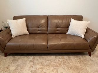 Genuine leather armchair