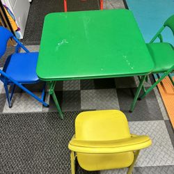 Samsonite Kids Table