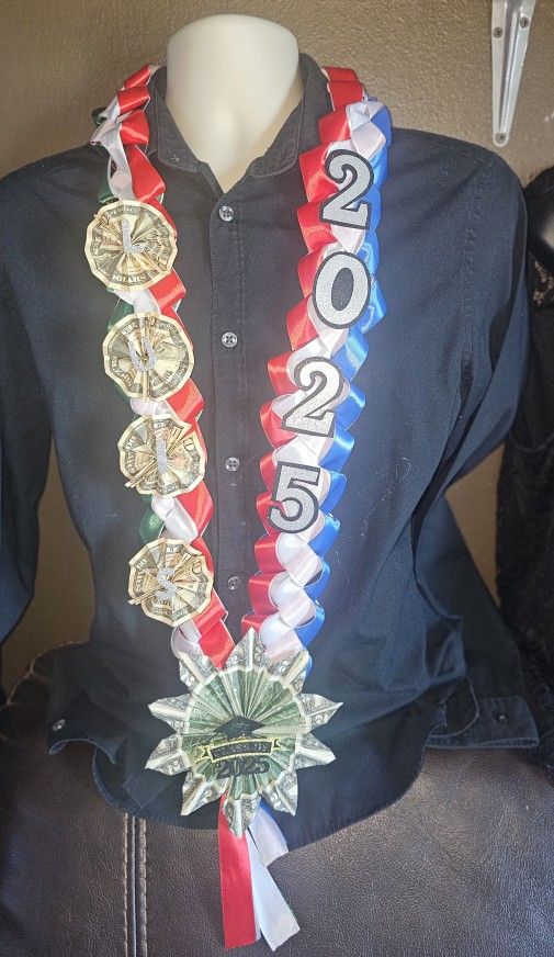 3 Colors Graduation Lei 2025