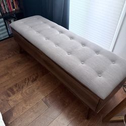 Padded Bench With 2 Drawers 