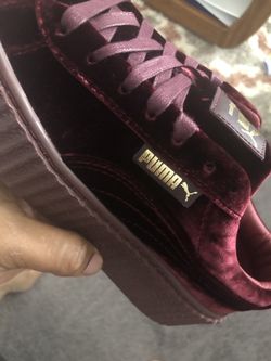 Women’s size 7 fenty puma brand new in box