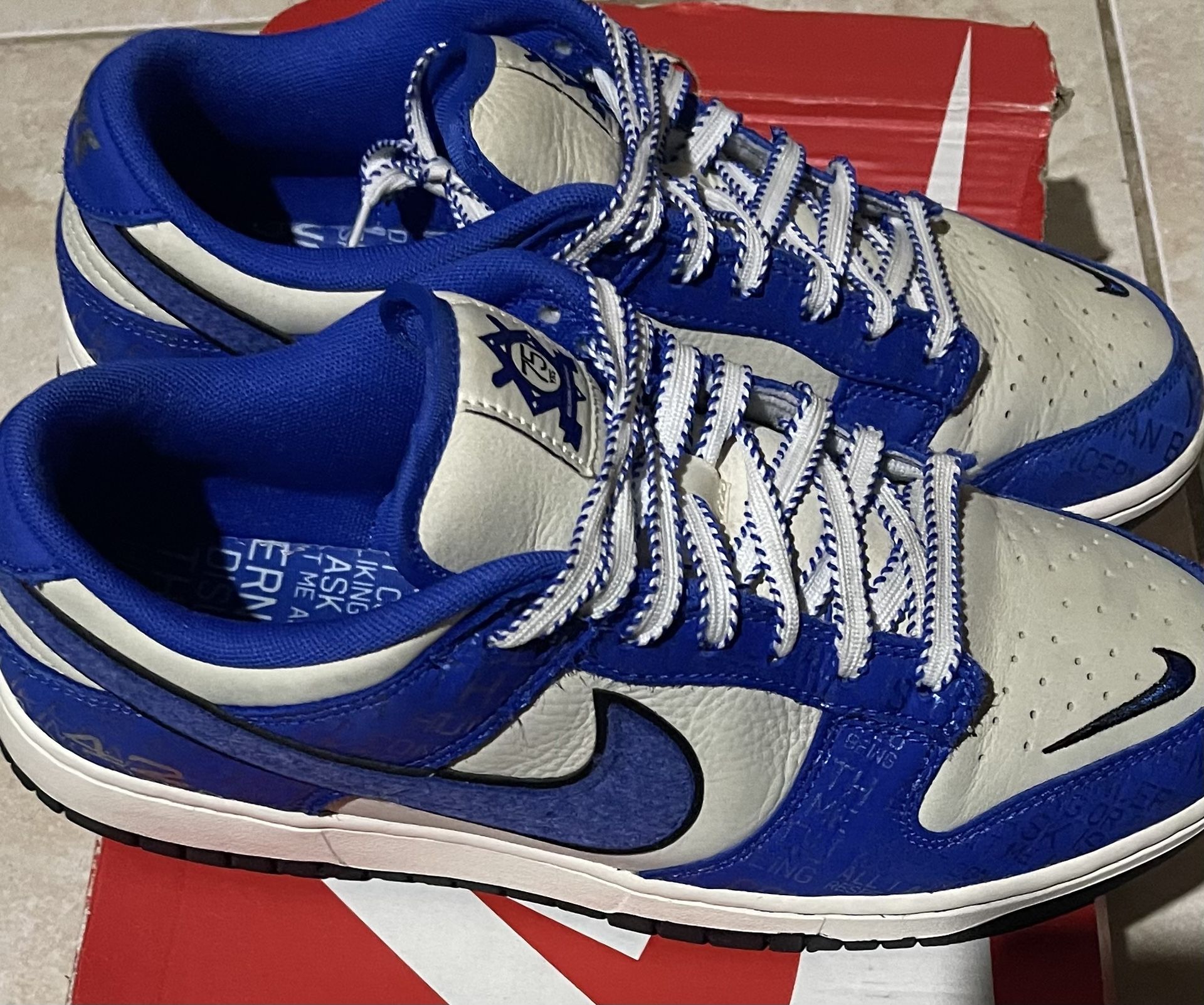 Nike Dunks Low Jackie Robinson Size 9.5 Pick Up Only willing to negotiate On Price