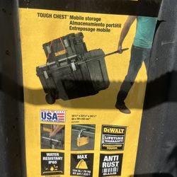 DeWalt Tough Chest