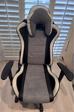 Gaming chair