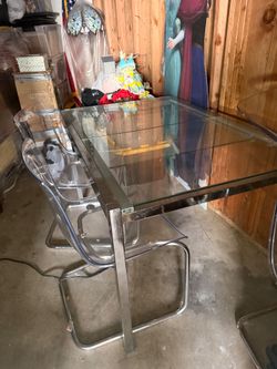 Dinning table