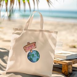 “Please Send Help❗️” tote, One size in creamy color. ‼️New & Trendy‼️ selling fast 🔥