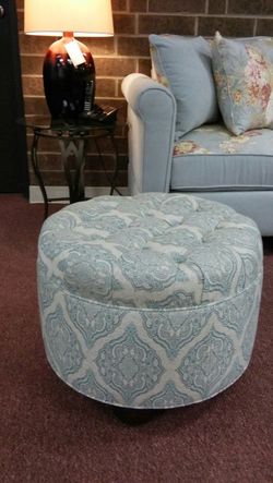 NEW!!!! ROUND OTTOMAN SEAT.
