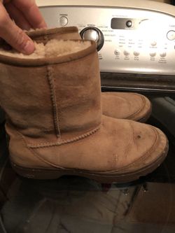 Ugg boots size 4