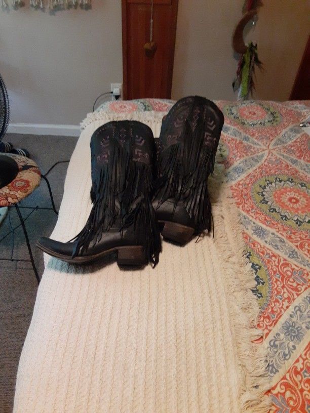 Fringe Boots