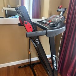 Treadmill for Home, Portable Folding Electric Exercise Treadmill with Adjustable Incline, APP Control, 64 Programs, 320 lb Capacity, 7.5MPH, Bluetooth