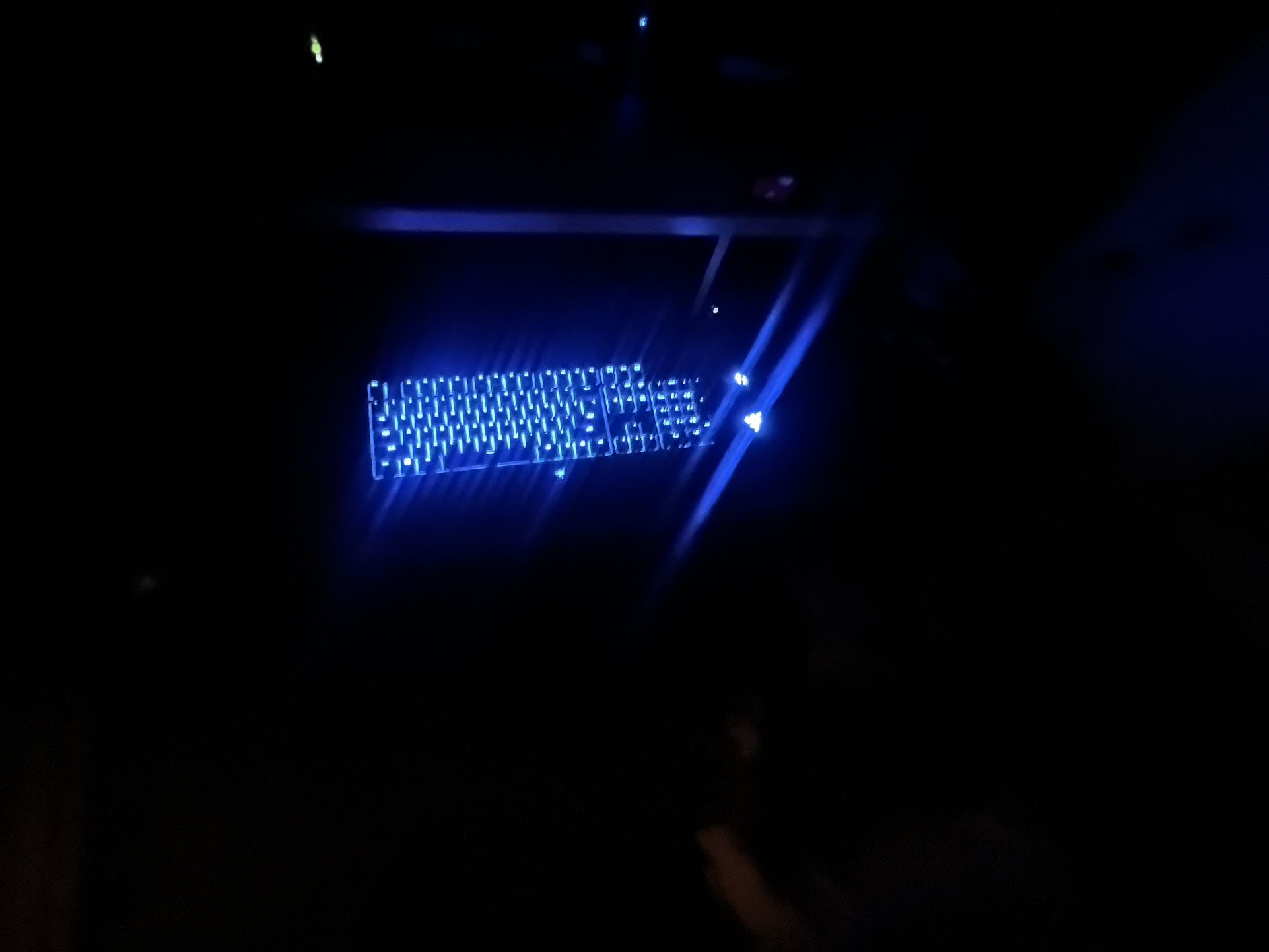Razor Gaming Keyboard/ Mouse Read Bio