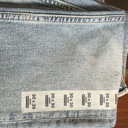 Old Navy 30x30 brand new $20