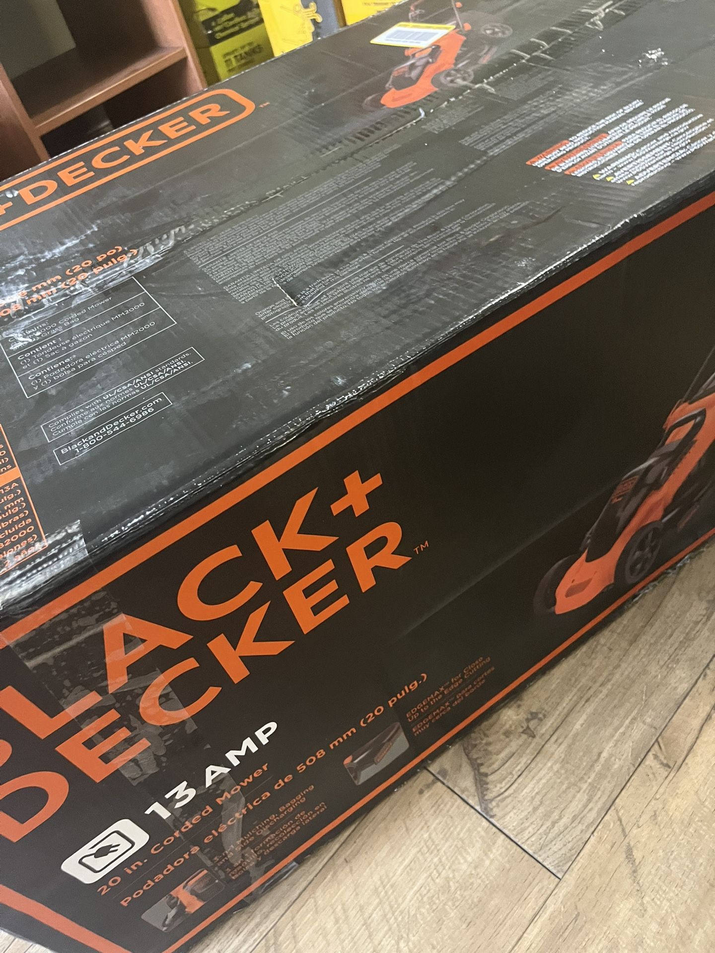 Black + Decker BEMW213 20In Corded Lawn Mower 13Amp