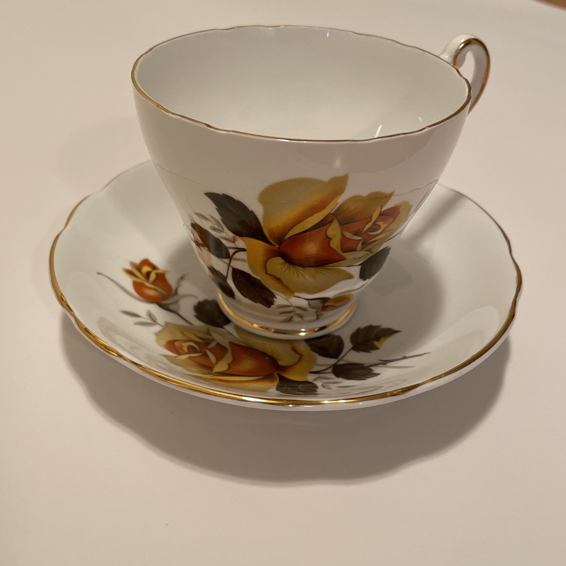 Vintage REGENCY English Bone China Tea Cup & Saucer, Yellow Roses