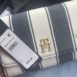 Tommy Hilfiger Wallet