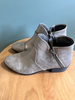 Sun Stone Pewter Ankle Boots Size 9