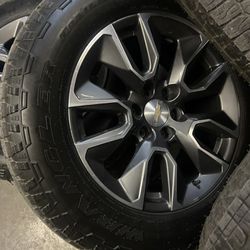 Like Brand New Oem Chevy Wheels And Tires