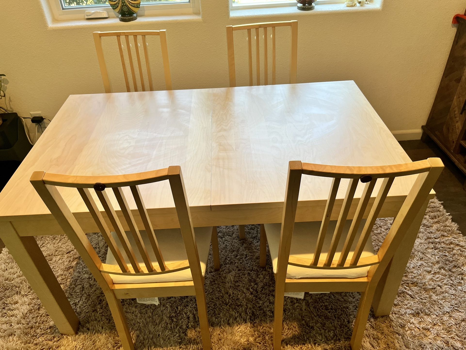 IKEA Bjursta Extendable Dinning Table & 4 Borje Chairs