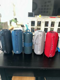 40 watt 12 hr play time waterproof Bluetooth speaker
