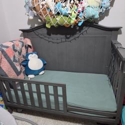 Soho Baby Chandler 4 In 1 Convertible Crib 