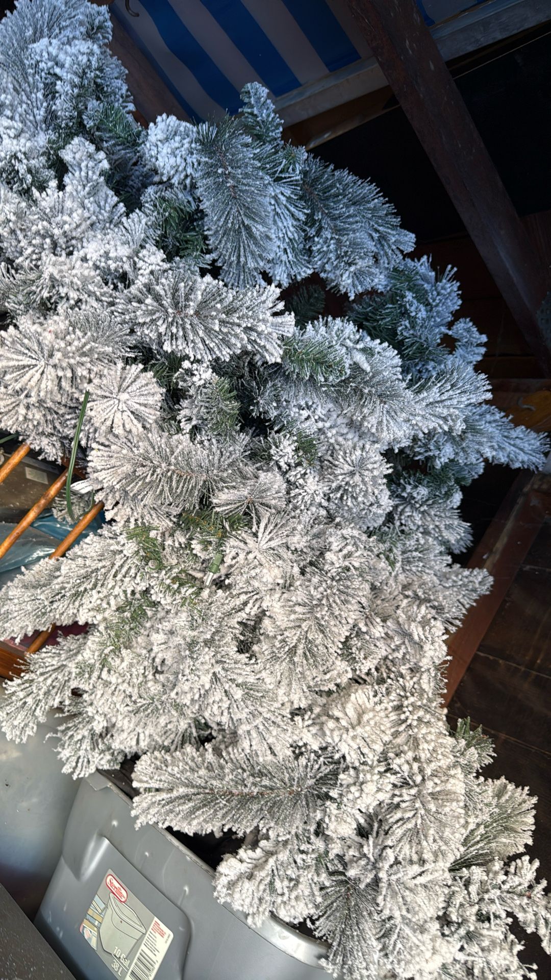 Frosted Lit Christmas tree