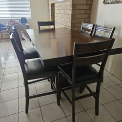 7 Piece Dinning Table Set