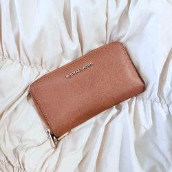 Brown Michael Kors Wallet