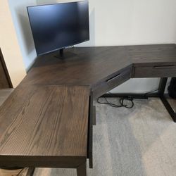 Living Spaces Pierce Espresso 62" L-Shaped Computer Desk | 3 Drawers

