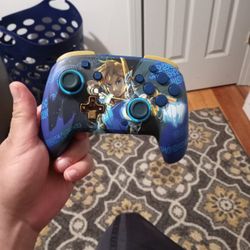 (Zelda) Link Nintendo Switch Used Controller