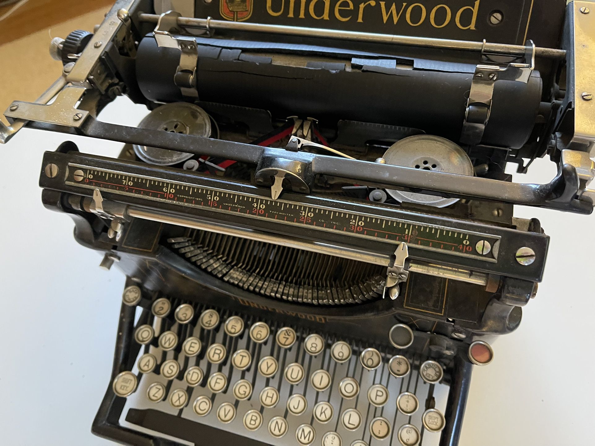 Beautiful Underwood Vintage Typewriter No. 5 “Standard Typewriter” (circa 1920s)