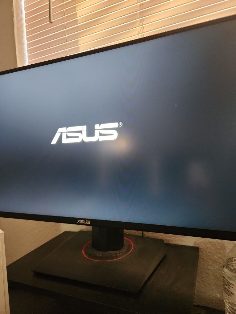 PC For Sale OMEN Comes With FREE Keyboard Mouse Monitor 50$