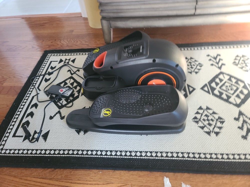 Elliptical Leg Exerciser_ (Electric)