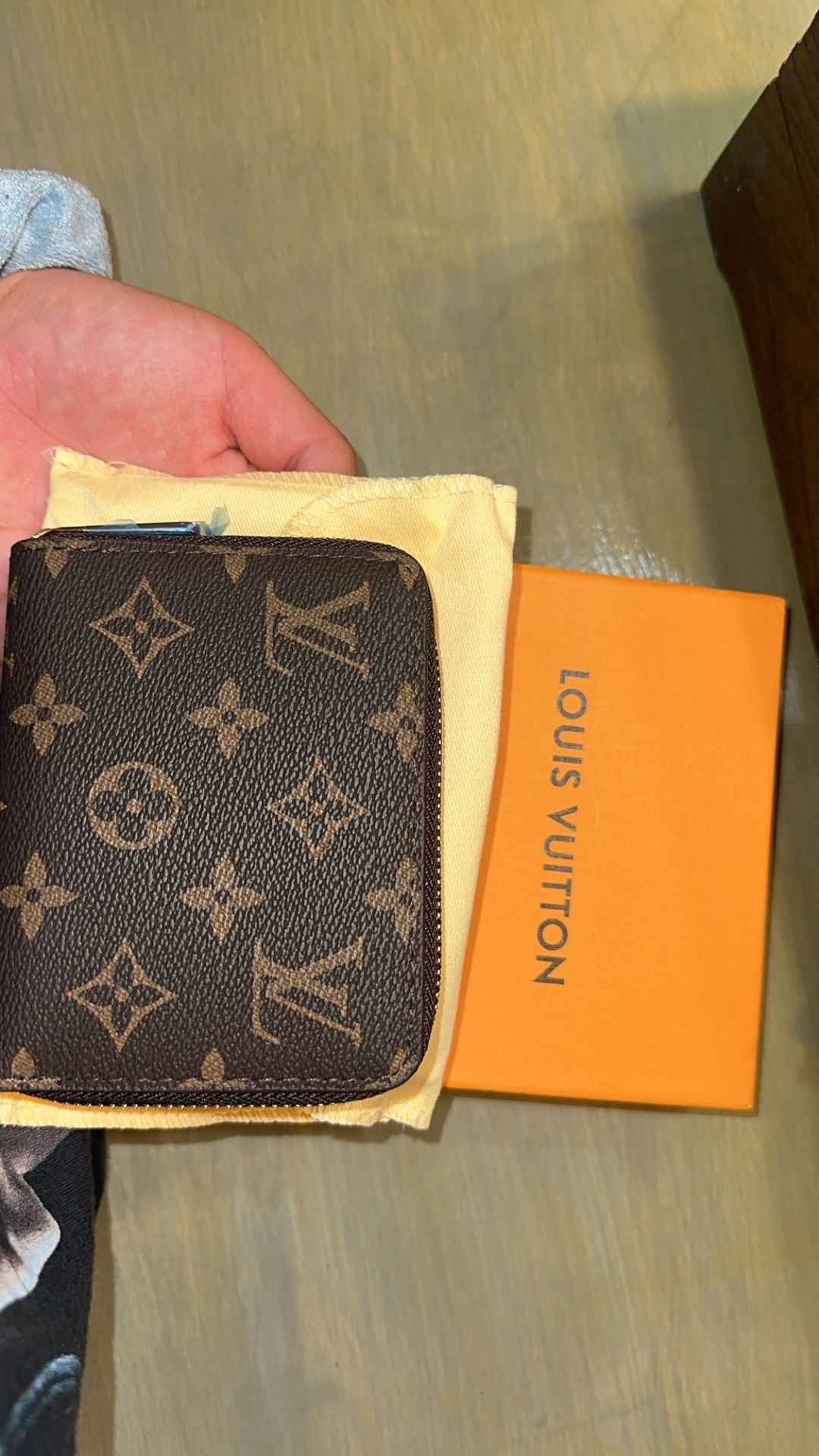 Small Louis Vuitton Wallet