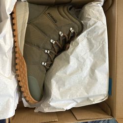 Columbia hiking boots