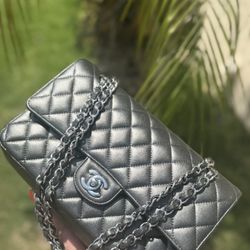 CHANEL  Metallic Lambskin Quilted Medium Double Flap 