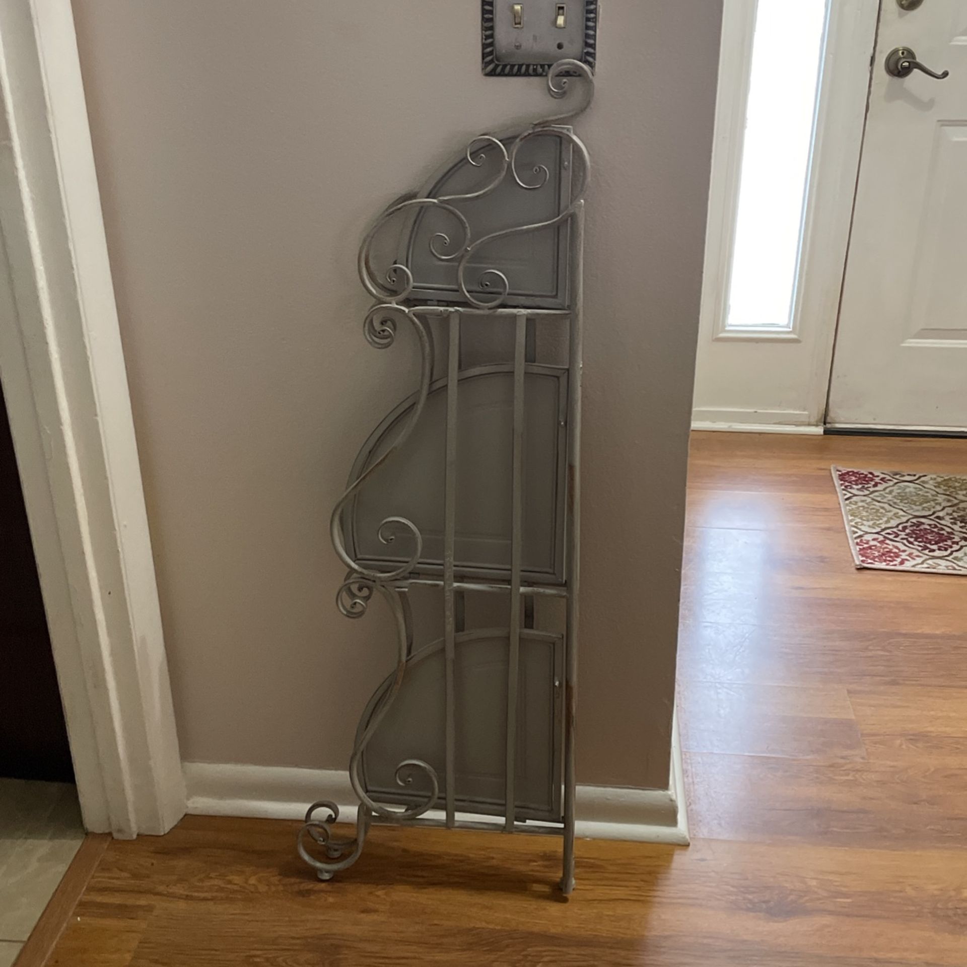 corner ornament shelf folds