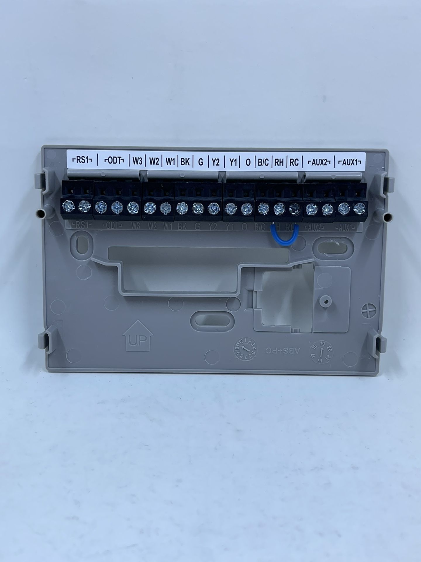 NEW Trane XL824 Programmable Wi-Fi Thermostat Z-Wave Plus Nexia